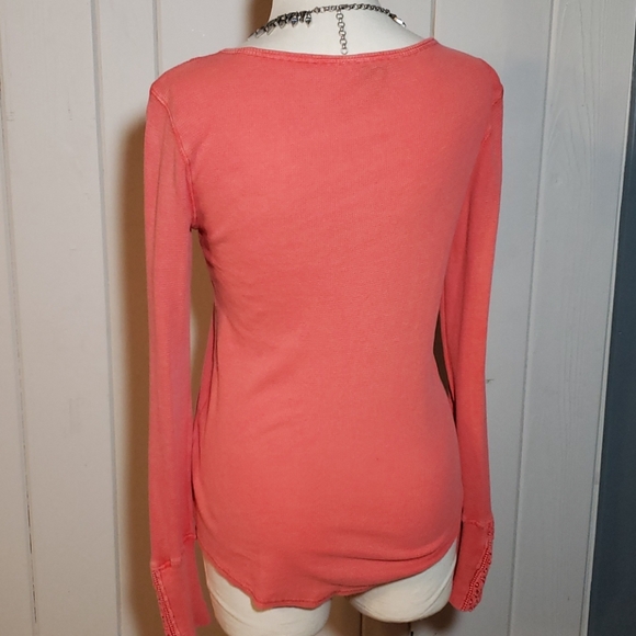 Lightly worn Lucky brand long sleeve - Picture 3 of 5